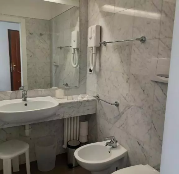 Standard-huone Järvinäkymä, Excelsior Bay