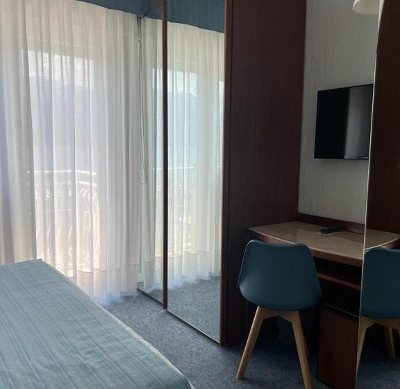 기본룸, Excelsior Bay