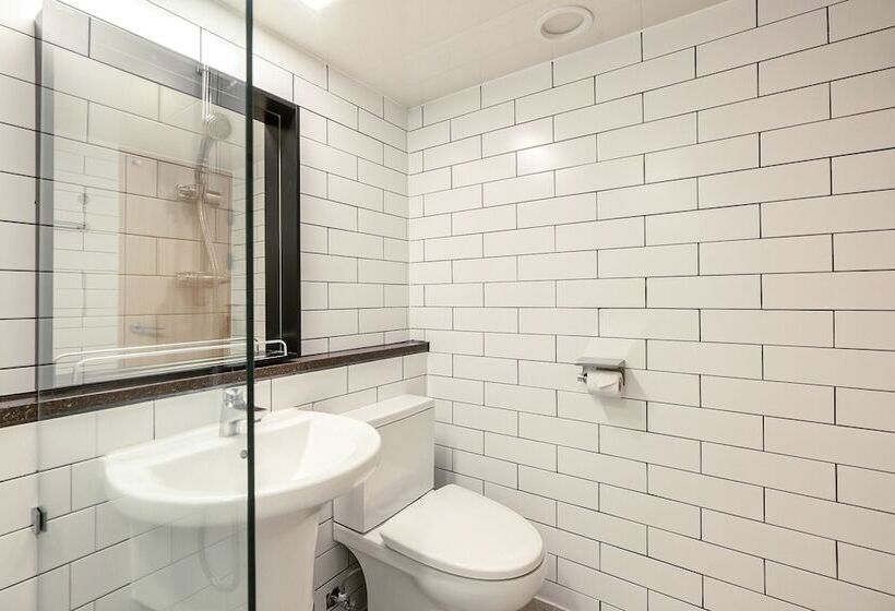 חדר סטנדרט, Heyy Seogwipo