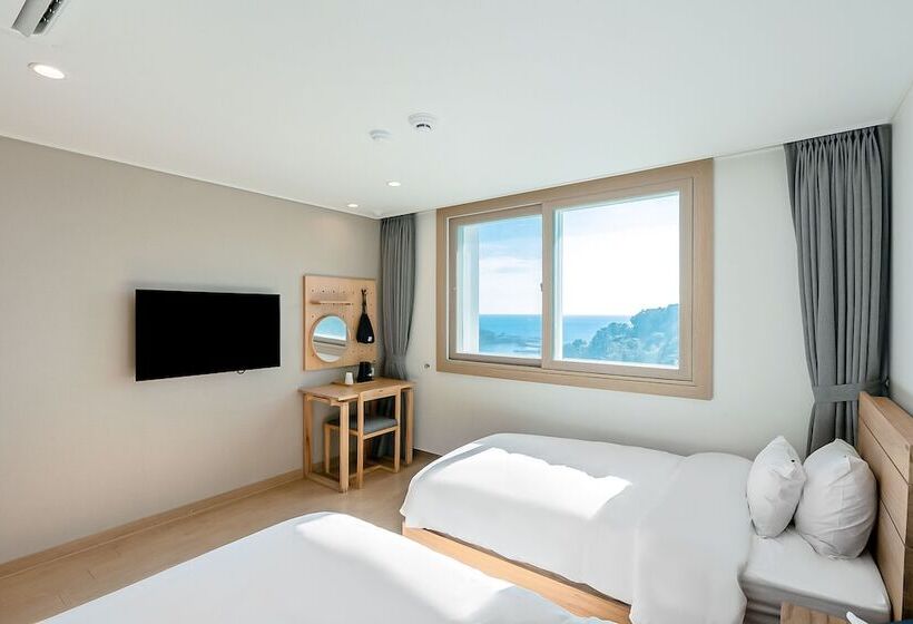 חדר דלוקס נוף לים, Heyy Seogwipo