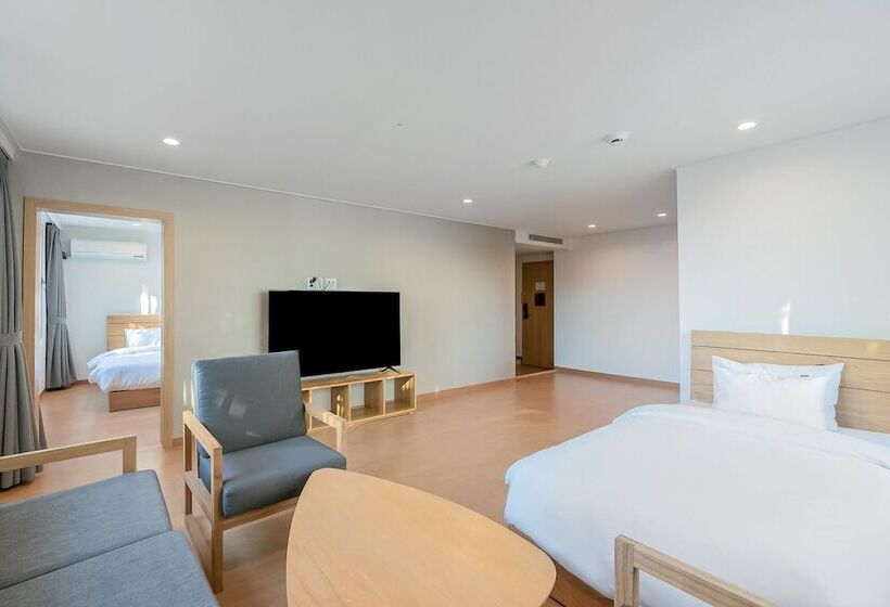 סוויטה, Heyy Seogwipo