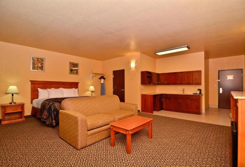 Люкс Deluxe Кровать Кинг, Hiway Inn Express Of Broken Bow