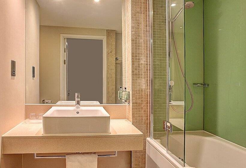 Quarto Estandar, Holiday Inn Southend, An Ihg