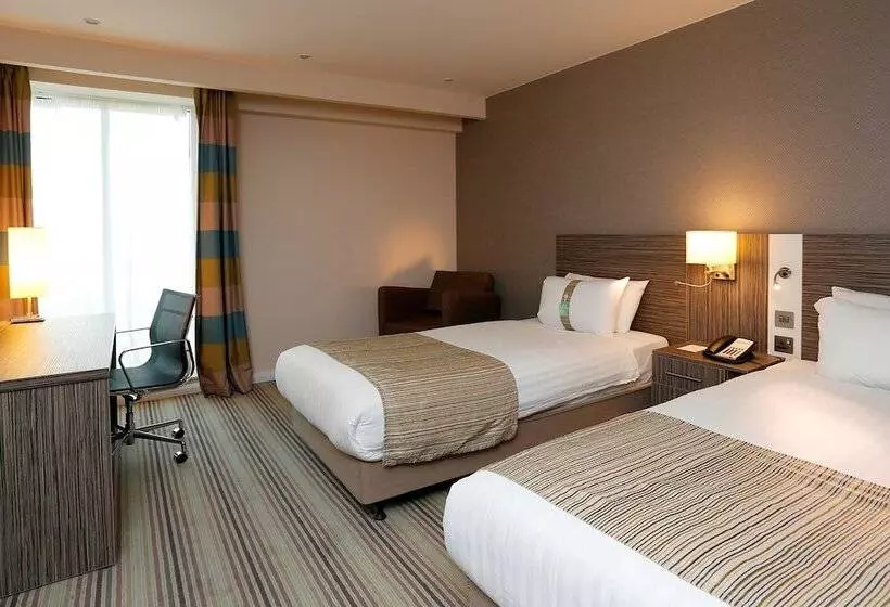 اتاق استاندارد, Holiday Inn Southend, An Ihg