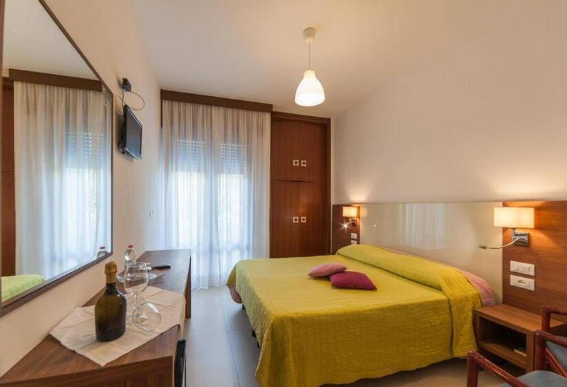 バルコニー付きスタンダードルーム, President