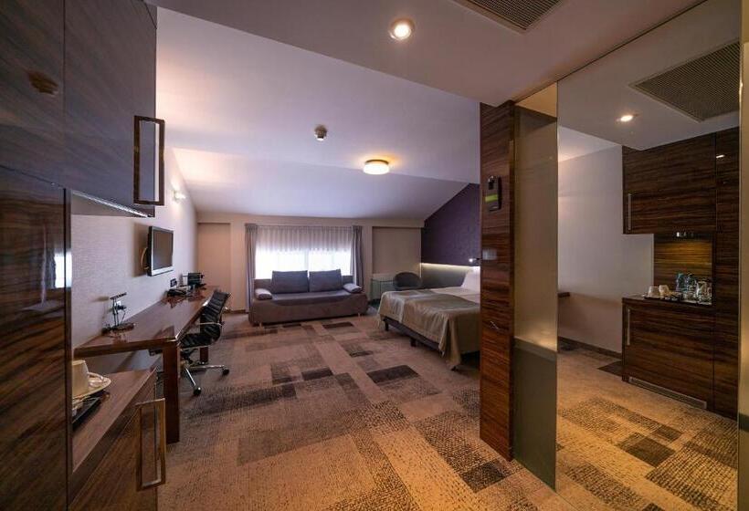 Номер Superior, Q Hotel Grand Cru Gdańsk