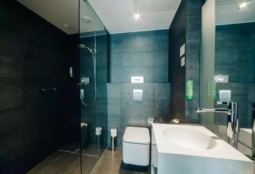 اتاق استاندارد یک نفره, Q Hotel Grand Cru Gdańsk