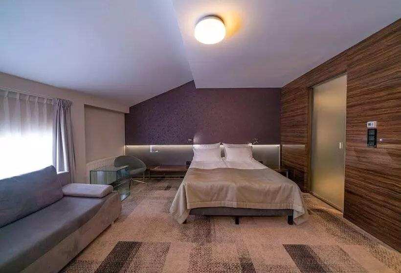اتاق استاندارد یک نفره, Q Hotel Grand Cru Gdańsk