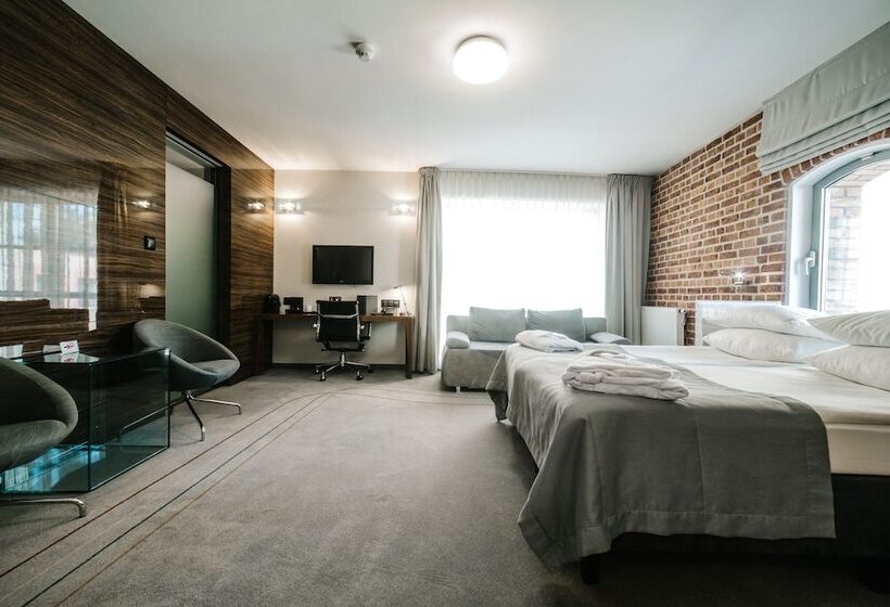 Номер Superior, Q Hotel Grand Cru Gdańsk