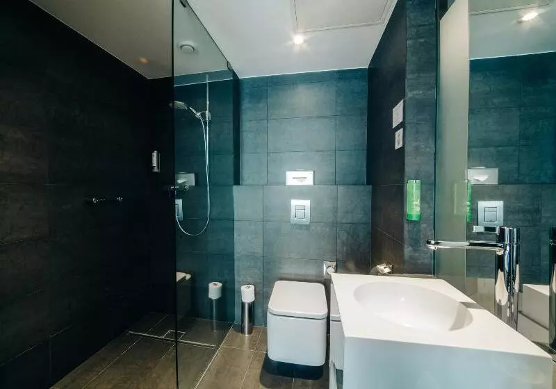 اتاق استاندارد, Q Hotel Grand Cru Gdańsk