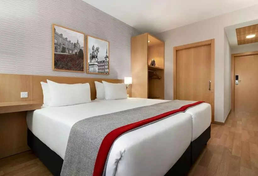 اتاق استاندارد برای معلولان, Ramada By Wyndham Madrid Getafe