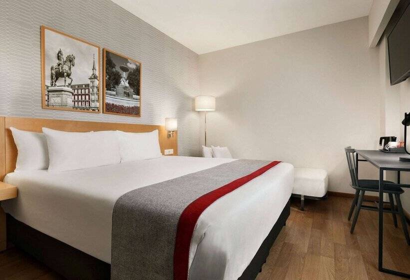 اتاق استاندارد, Ramada By Wyndham Madrid Getafe