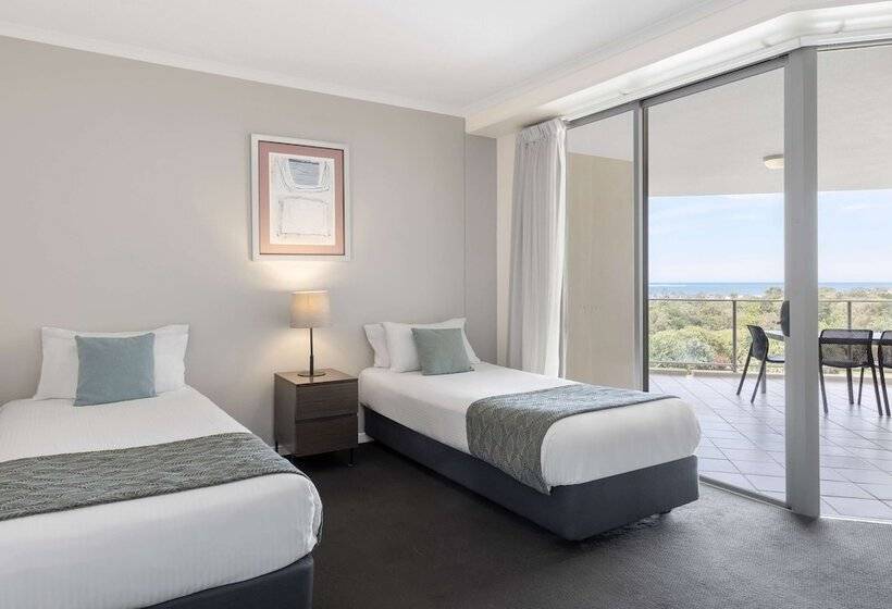 Апартаменты 2 Спальни Вид на Море, Ramada By Wyndham Marcoola Beach