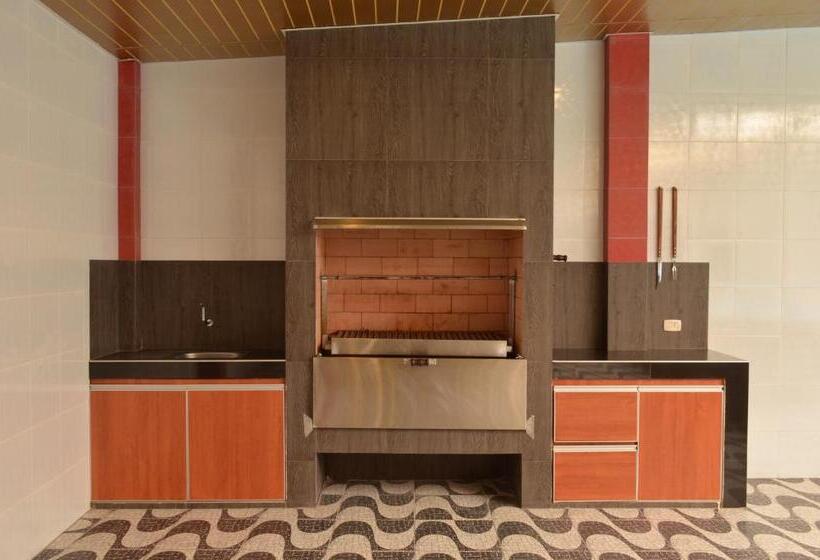 بانگلوی استاندارد, Regina Resort & Convenciones