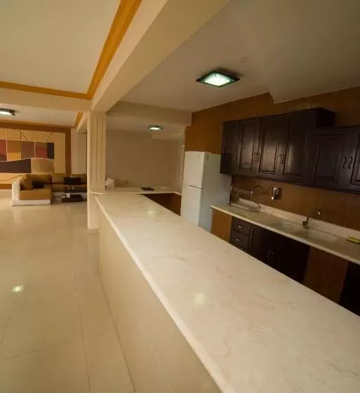بانگلوی استاندارد, Regina Resort & Convenciones