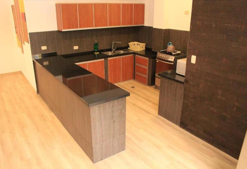 بانگلوی لوکس, Regina Resort & Convenciones