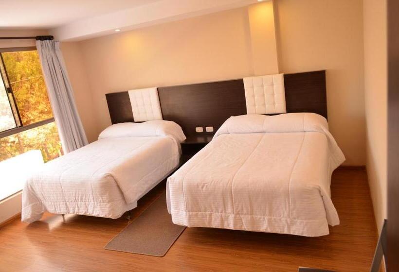 بانگلوی سوپریور, Regina Resort & Convenciones