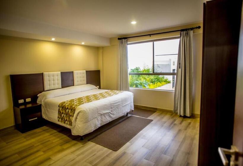 بانگلوی سوپریور, Regina Resort & Convenciones