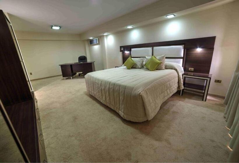 سوئیت پرزیدنت, Regina Resort & Convenciones