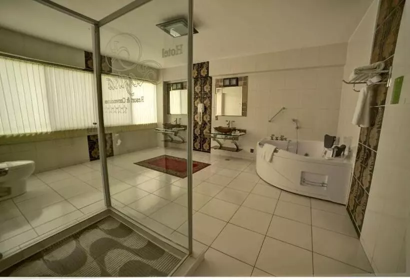سوئیت پرزیدنت, Regina Resort & Convenciones