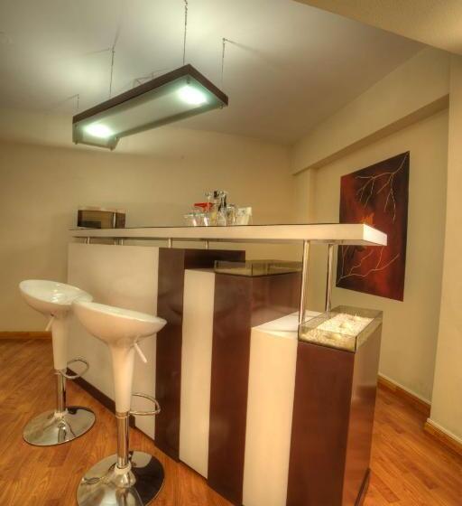 سوئیت پرزیدنت, Regina Resort & Convenciones