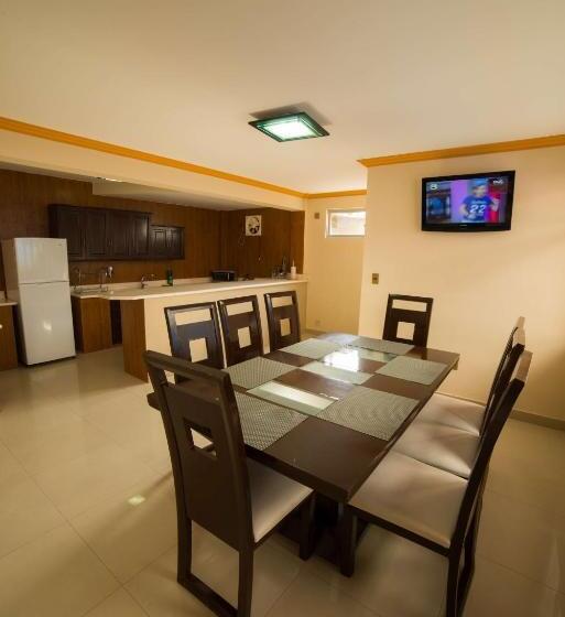 بانگلوی استاندارد, Regina Resort & Convenciones