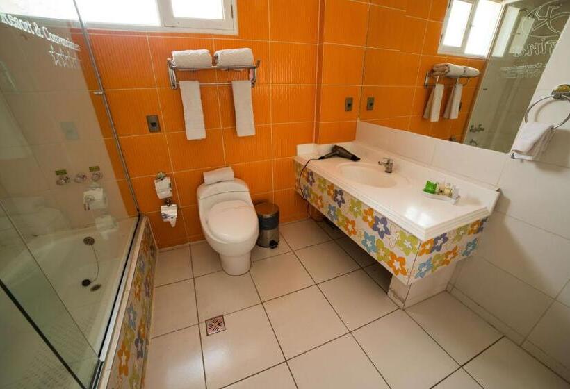 بانگلوی استاندارد, Regina Resort & Convenciones