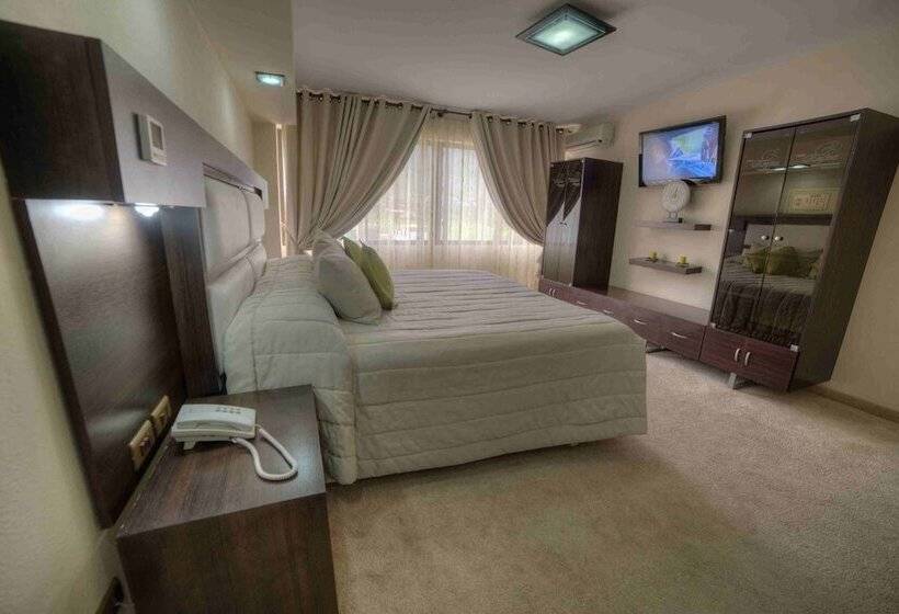 سوییت اجرایی, Regina Resort & Convenciones