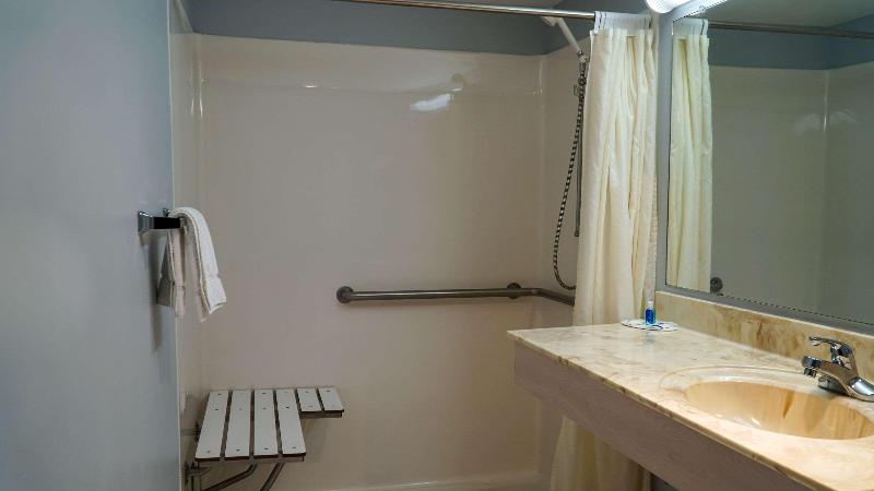 غرفة قياسية, Rodeway Inn