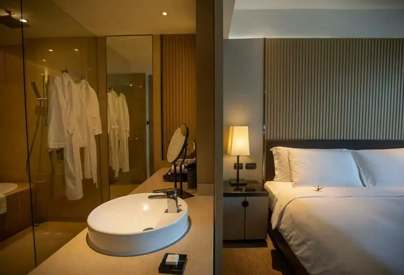 اتاق لوکس با تخت بزرگ, The Okura Prestige Bangkok