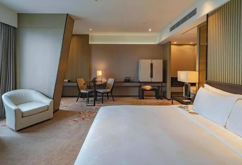 اتاق پرمیوم, The Okura Prestige Bangkok