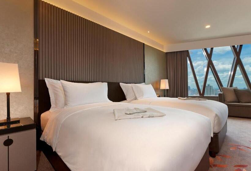 سوییت لوکس, The Okura Prestige Bangkok