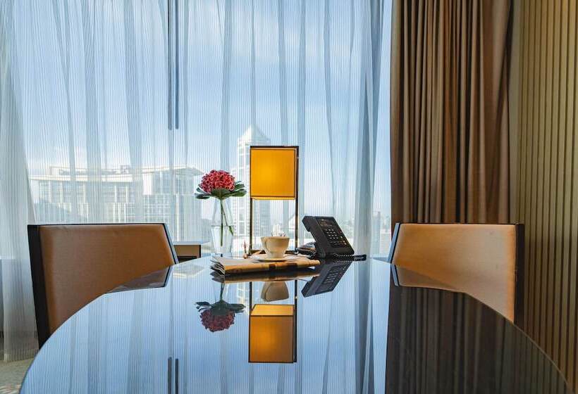 Люкс Престиж, The Okura Prestige Bangkok