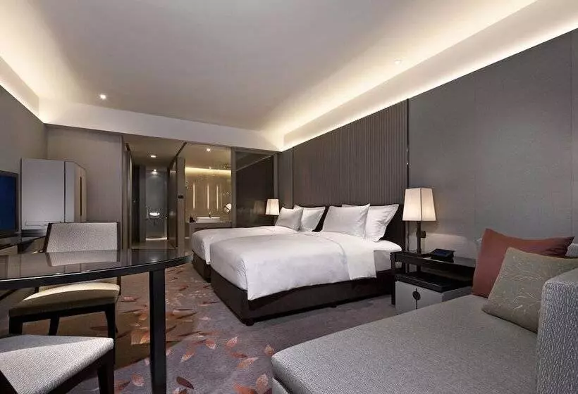 اتاق کلاب, The Okura Prestige Bangkok