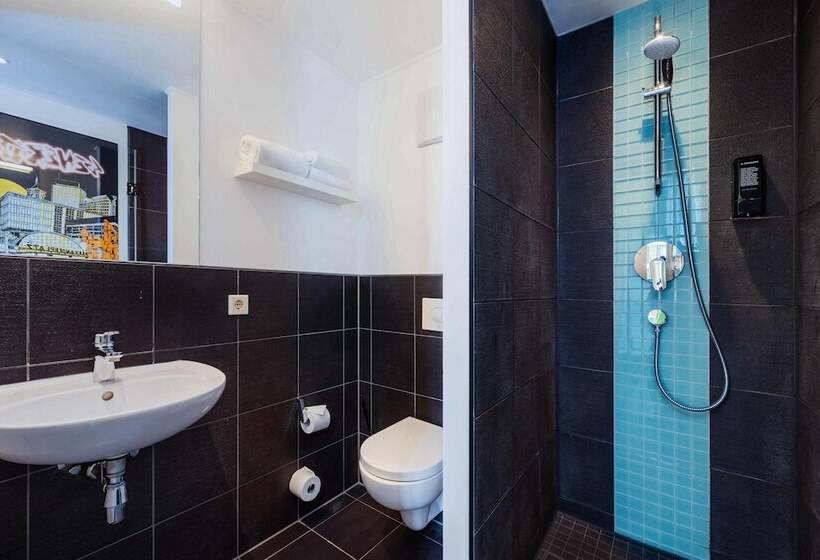 اتاق استاندارد, Generator Berlin Alexanderplatz