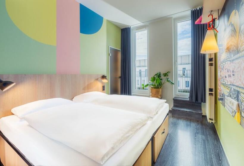 اتاق استاندارد, Generator Berlin Alexanderplatz