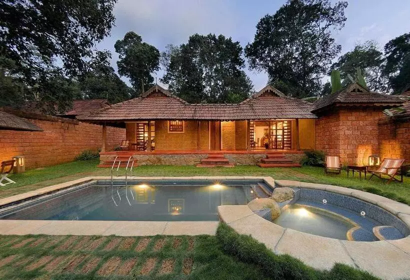 Villa 1 Schlafzimmer mit Schwimmbad, Evolve Back Coorg
