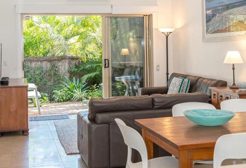 Вилла 2 Спальни, The Islander Noosa Resort