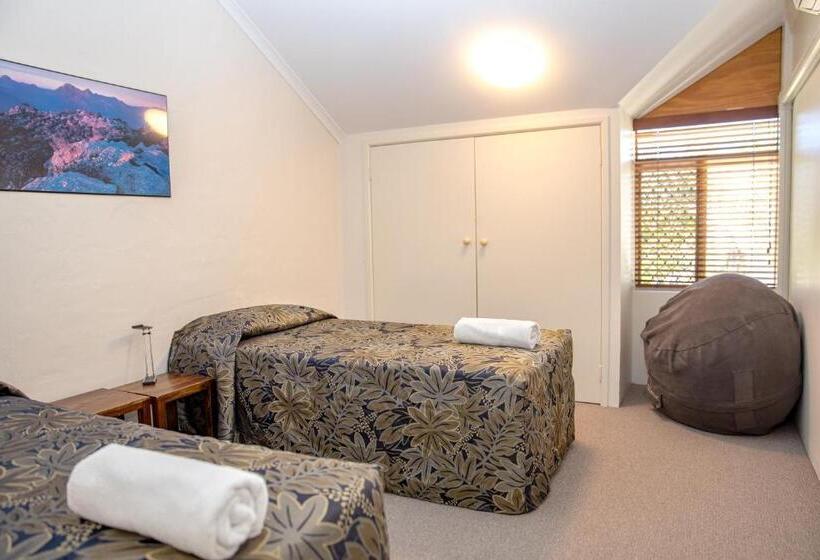 Вилла 3 Спальни, The Islander Noosa Resort