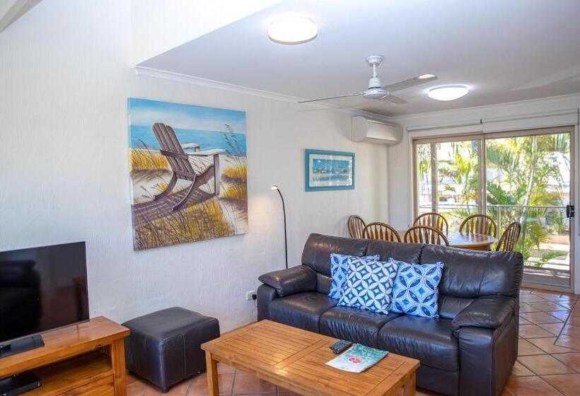 Вилла 3 Спальни, The Islander Noosa Resort
