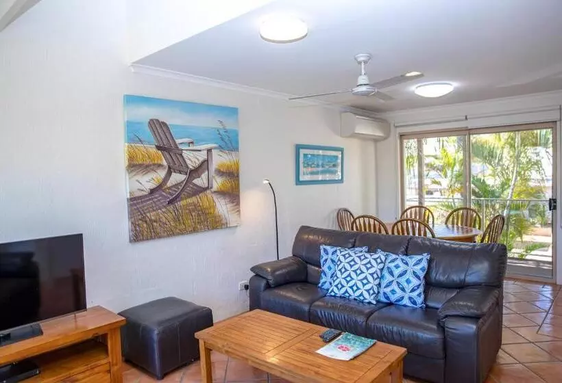 ویلای 3 خوابه, The Islander Noosa Resort