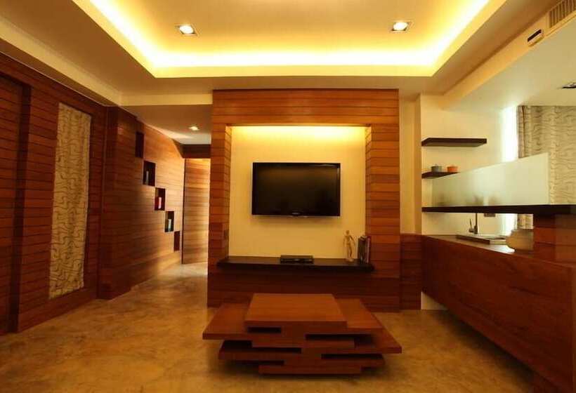 Suíte, Baannueng At Aree 5