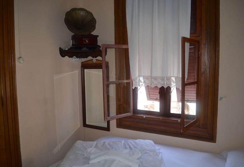 חדר סטנדרט יחיד, Bonjour Pension