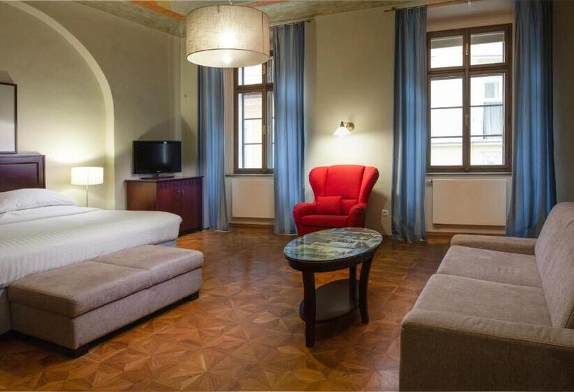 سوییت اجرایی, Charles Bridge Rooms & Suites By Sivek Hotels