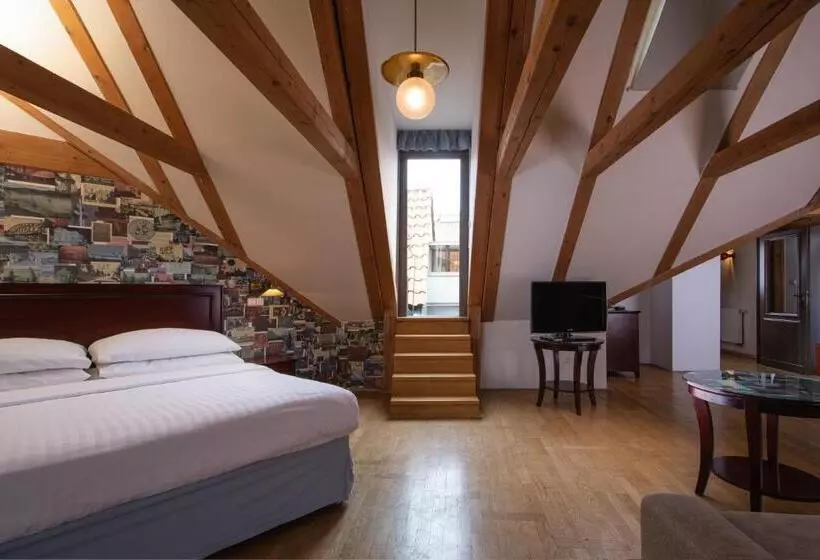 Suite with Terrace, Charles Bridge Rooms & Suites By Sivek Hotels