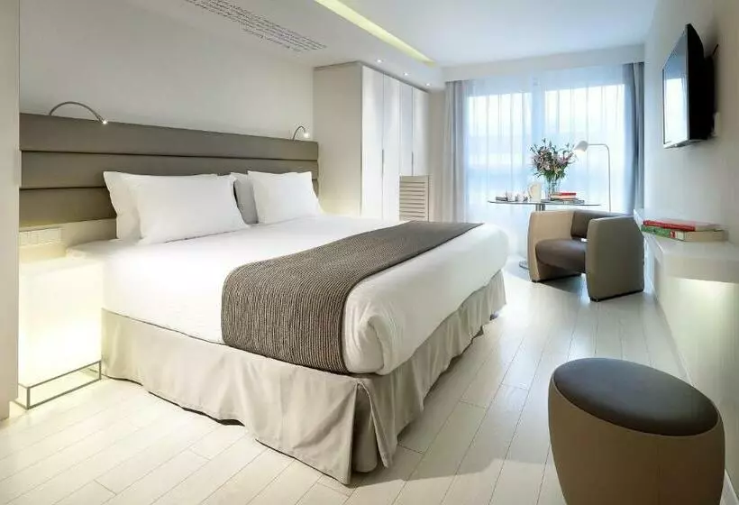 اتاق استاندارد, Eurostars Book