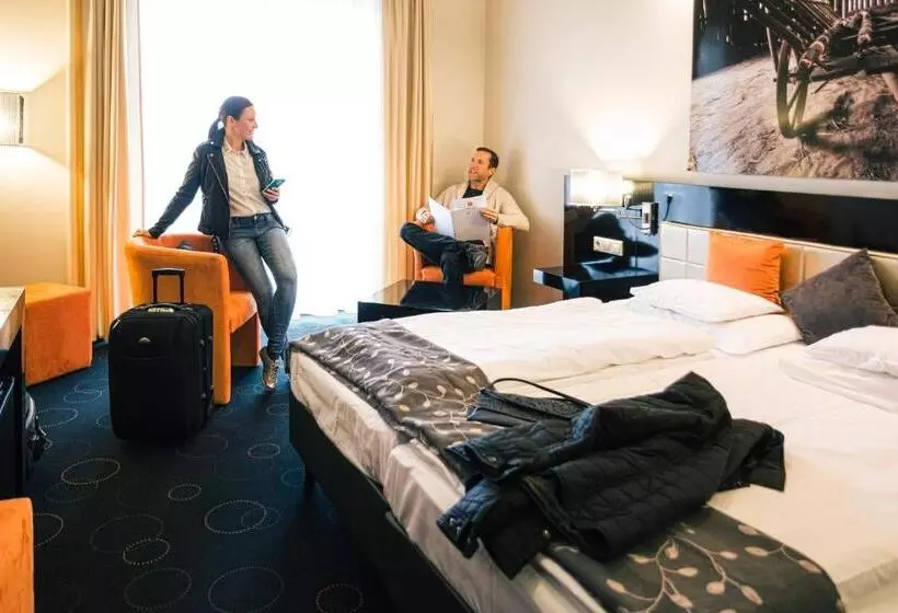 バルコニー付きスーペリアルーム, Gotthard Therme Hotel & Conference