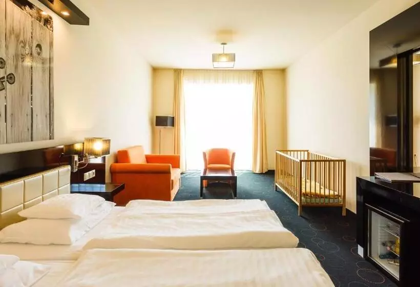 ファミリールーム, Gotthard Therme Hotel & Conference