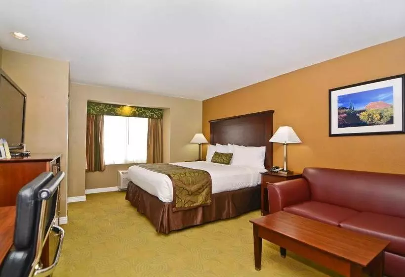 身障者適用スイートルーム, Best Western California City Inn & Suites