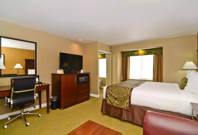 キングサイズベッドのスイートルーム, Best Western California City Inn & Suites